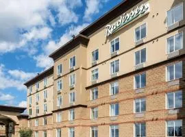 Radisson Hotel & Suites Fort McMurray, hotel in Fort McMurray