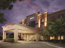 Hotel Foto: Radisson Hotel Dallas North-Addison