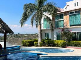 Hotel Photo: casa con hermosa vista al lago de tequesquitengo