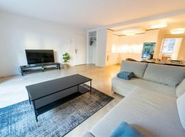 होटल की एक तस्वीर: Ground floor apartment - Peaceful living in the city of Zürich