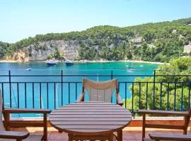 Kavos Hotel