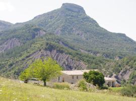 Фотография гостиницы: Charmante chambre d'hôtes en pleine nature