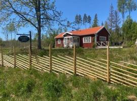 Hotel Foto: Ferienidyll in Toplage direkt am Stråkensee mit eigenem Bootssteg