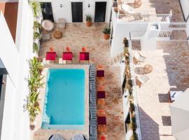 Hotel Photo: Casa Rosa Villa with Pool in Olhao Centre