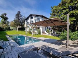 Hotel foto: Belle Villa avec piscine au coeur de Guéthary