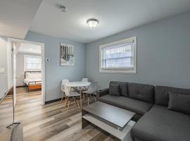 Fotos de Hotel: Cozy Modern 2BR Apartment in DC