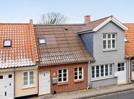 Hotel Photo: 1 Bedroom Awesome Home In Middelfart