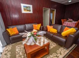 Foto do Hotel: Stunning 3-Bed House in Paramaribo Marie's place
