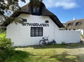 Hotel Strandgaarden