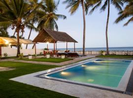 Hotel fotoğraf: Oasys House - Beautiful Private Beach Front Home