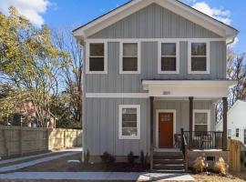 Ξενοδοχείο φωτογραφία: Contemporary Home, Close to Downtown and NCCU