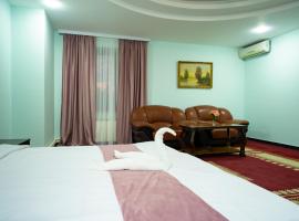 รูปภาพของโรงแรม: Continental New Hotel