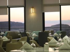 H Luxury Hotel, ξενοδοχείο στο Ουάντι Μούσα