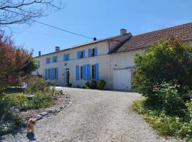 A picture of the hotel: Domaine la belle charentaise