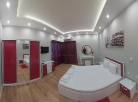 Zdjęcie hotelu: Апартамент Pink & Blue - 2BDR with Balcony - Wi-Fi