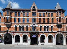 A picture of the hotel: Hotel Isaacs Cork City