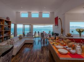Sea Star Lodge, hotel in Gansbaai