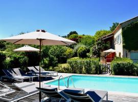 Foto do Hotel: Villa au calme avec piscine