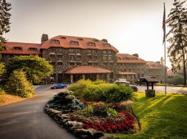 Hotel fotografie: The Omni Grove Park Inn - Asheville