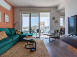 A picture of the hotel: Harbor 203 Stylish 1-Bedroom Apartment in Larnaca