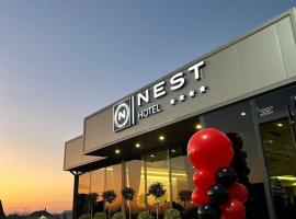 A picture of the hotel: HOTEL NEST