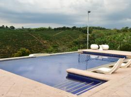 Finca Hotel Los Girasoles, hotel v destinaci Montenegro