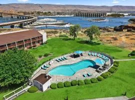 Columbia River Hotel, Ascend Hotel Collection in The Dalles: The Dalles şehrinde bir otel