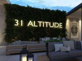 מלון צילום: 31 Sudirman Suites Apartment