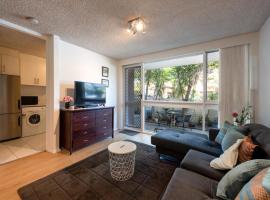 호텔 사진: Beautiful 2-bed Unit in St Kilda West w Parking