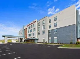 Hampton Inn & Suites Bessemer Birmingham، فندق في بسمر