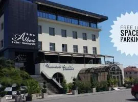 Albert Hotel, hotel sa Ploieşti