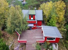 Hotel foto: Pet Friendly Home In Gressvik With House A Panoramic View