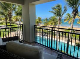 Luxury Beachfront 2 Bedroom at Wyndham Rio Mar, PR, hotel en Luquillo