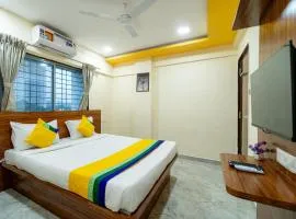 Itsy Hotels Anand Executive, Near Amanora
