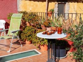 A picture of the hotel: Holiday Home Sant Joan by Interhome