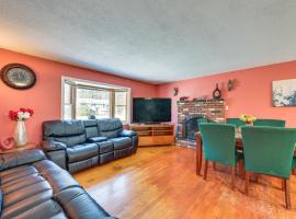 Hotel fotoğraf: Pet-Friendly Merrimack Home with Grill 8 Mi to Mall