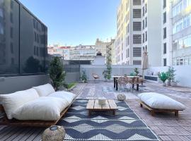 Hotel fotoğraf: CASA BOMA LISBOA – BRIGHTING APARTMENT WITH SPACIOUS TERRACE – ALVALADE III