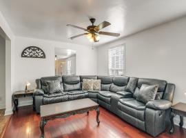 Hotel Foto: Pet-Friendly Silver Spring Home 2 Mi to Downtown!