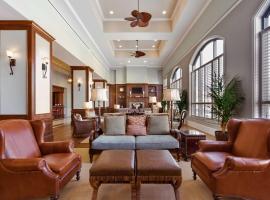 Hotel fotografie: Embassy Suites Savannah Historic District