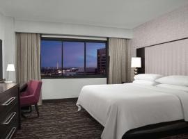 Embassy Suites by Hilton Crystal City National Airport, hotel in Arlington