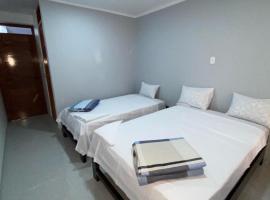A picture of the hotel: Hostal Huella