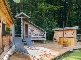 Hotel Foto: Alp Glamping Village