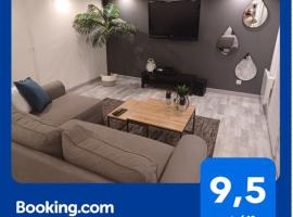 Foto do Hotel: Très bel appartement type loft de 40 m2 dans maison avec parking privatif