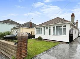 Hotel Photo: Uplands Grove Bungalow