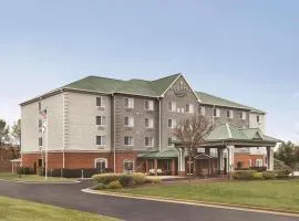 Country Inn & Suites by Radisson, Homewood, AL、バーミングハムのホテル