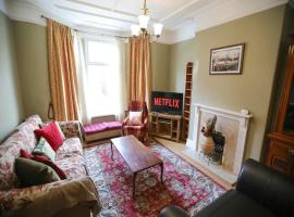 Gambaran Hotel: Pass the Keys Spacious and Comfortable 3 Bed Home in Birkenhead