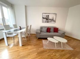 होटल की एक तस्वीर: 3.5 room apartment in Zurich-Oerlikon (BA-21)