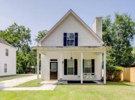 صور الفندق: Tupelo Two Story - Near Savannah, I95, and Airport (Sleeps 8)