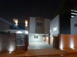 Foto do Hotel: BRISTOL HOME VILLA! Residencial Naime 3