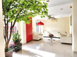 A picture of the hotel: HOTEL BALI MAKASSAR